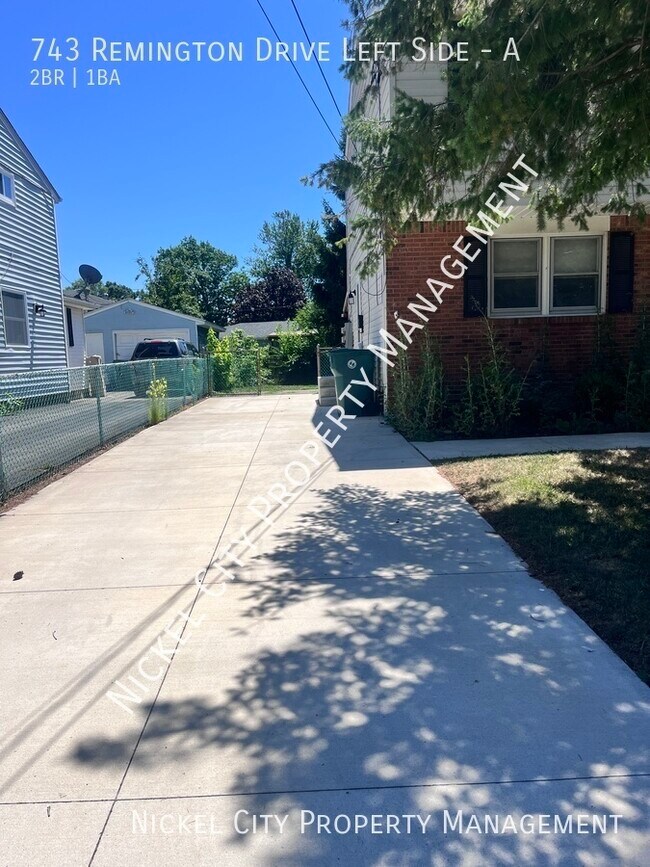 Building Photo - 743 Remington Dr