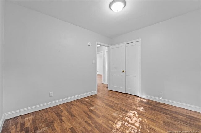 Building Photo - 821 Sandalwood Dr