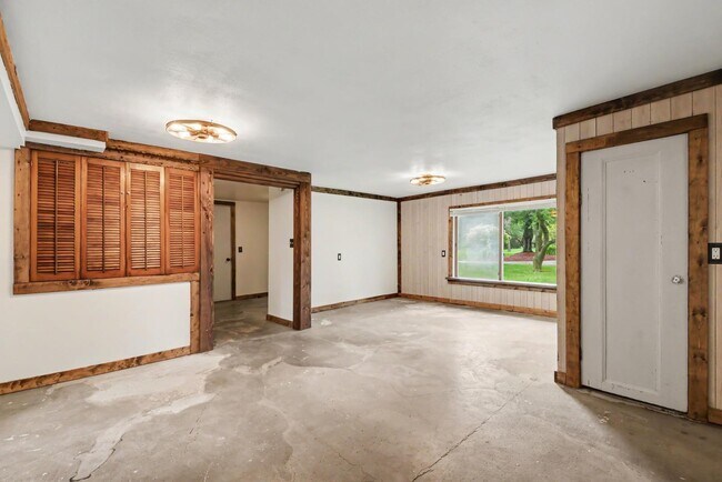 Building Photo - 7204 Thornapple River Ct SE