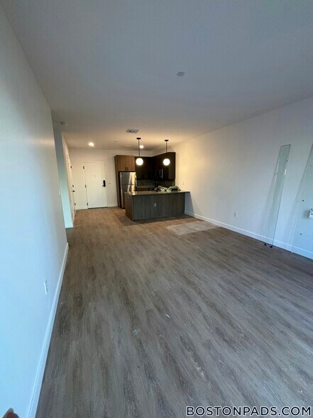 Building Photo - 199 Gardner St