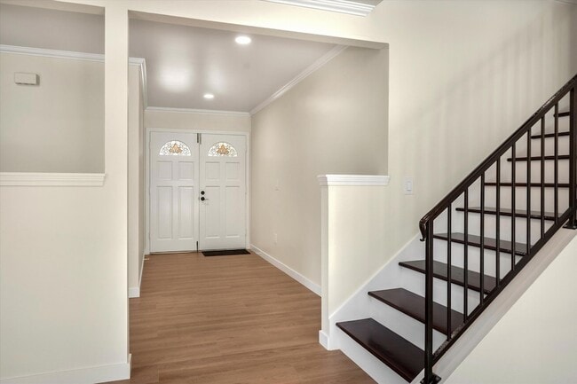 Building Photo - 4935 Cervato Way