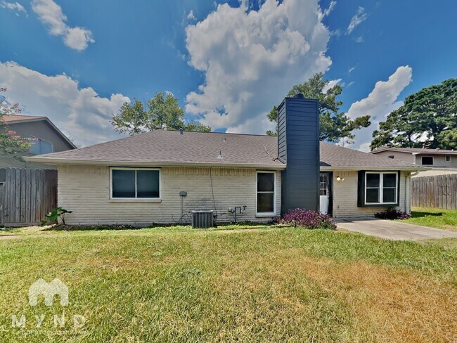 Building Photo - 20106 Big Timber Dr