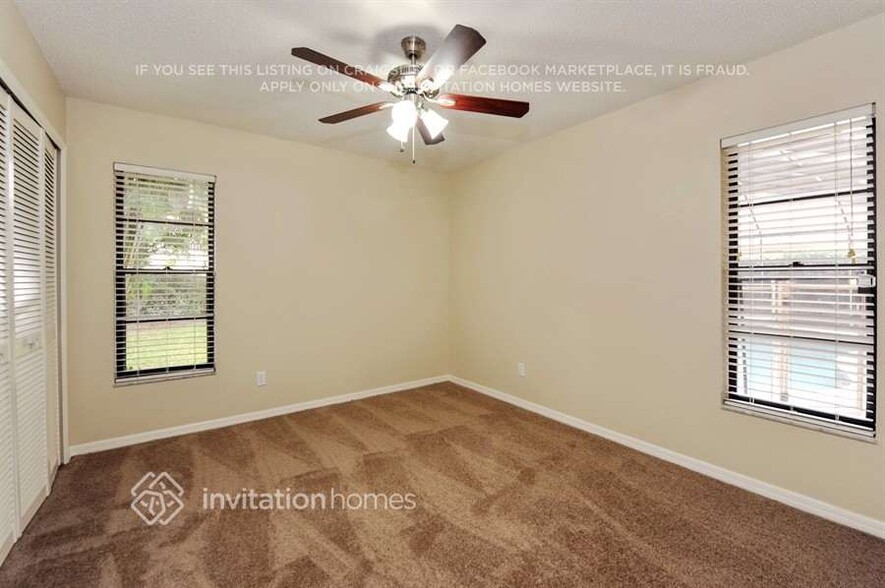 Building Photo - 500 Hadley Dr