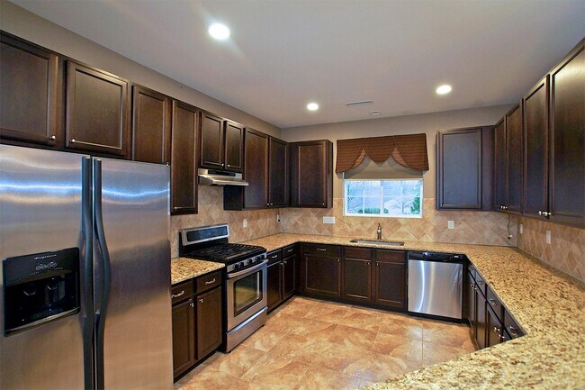 Building Photo - 1802 Whirlaway Ct