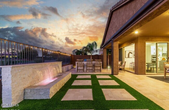 Primary Photo - 2016 N 141st Ave