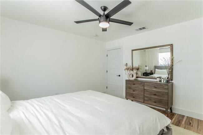 Building Photo - 5702 Whitebrook Dr