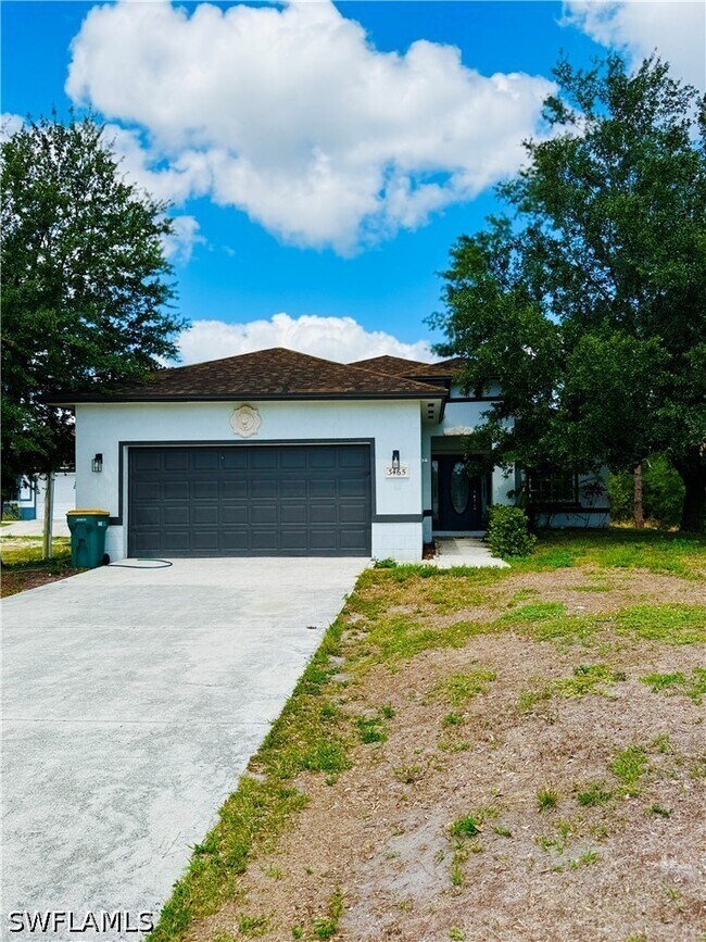 Building Photo - 3465 Everglades Blvd N