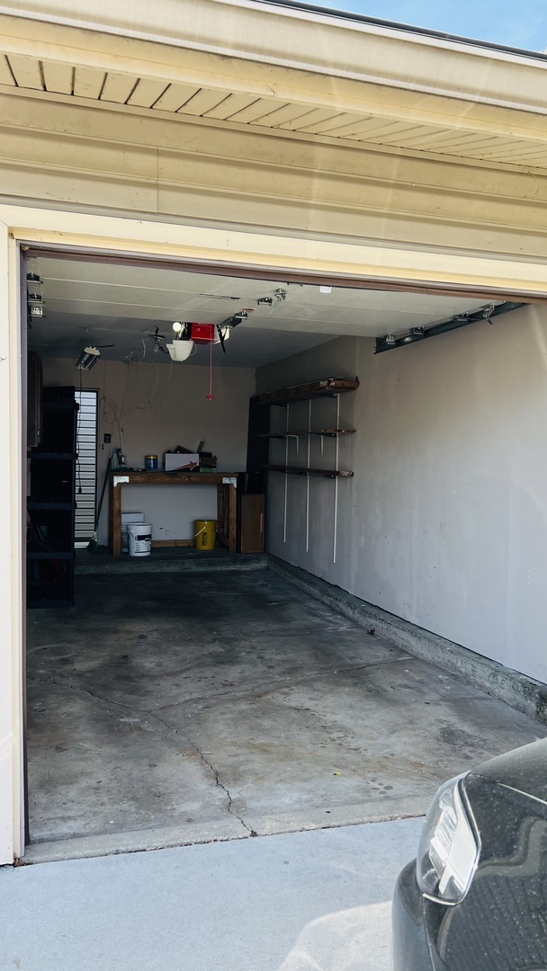 Building Photo - 1400 Alpine Ct