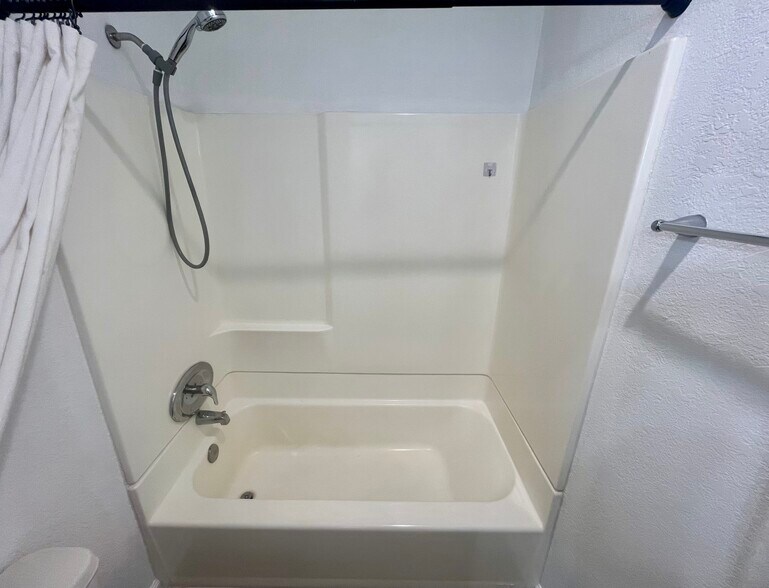 Building Photo - 1085 12th St