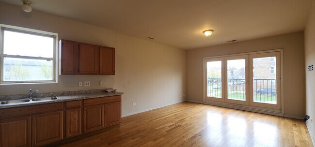 Building Photo - 2902 W Fillmore St