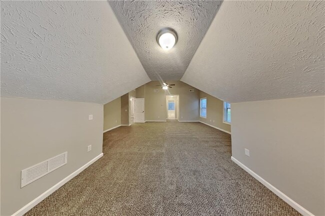 Building Photo - 1464 Claredon Dr NW