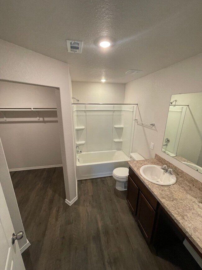 Building Photo - NOW AVAILABLE! - Spacious Four Bedroom | Two Bath Home in Legend Pond