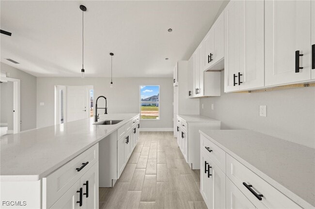 Building Photo - 1422 NE 19th Pl