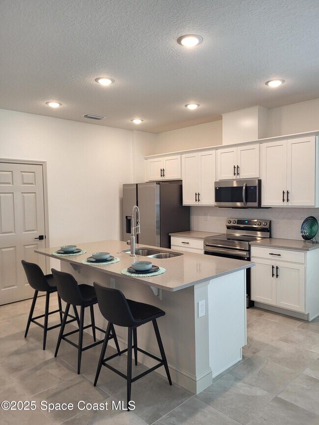 Building Photo - 5135 Quarryside Dr