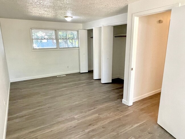 Building Photo - Centennial Remodeled Ranch Home with Large, Fenced Backyard, Attached Garage, Laminate Hardwoods