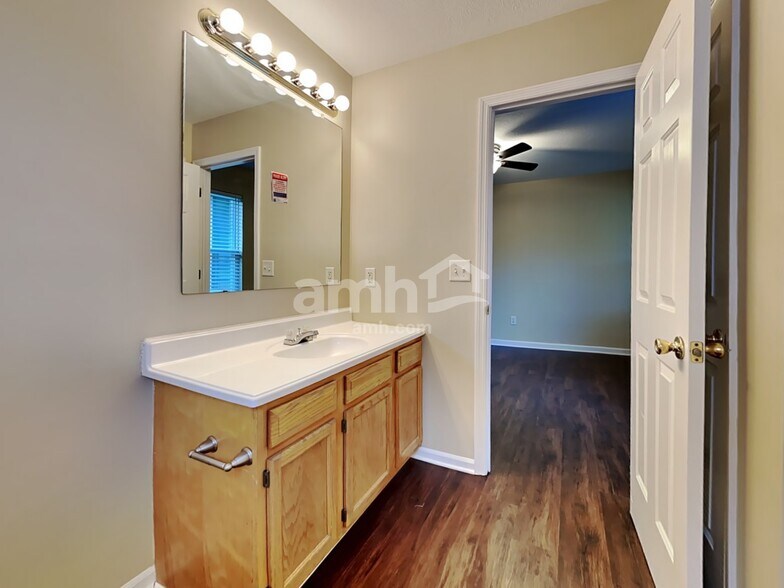 Building Photo - 1259 Gilday Ct