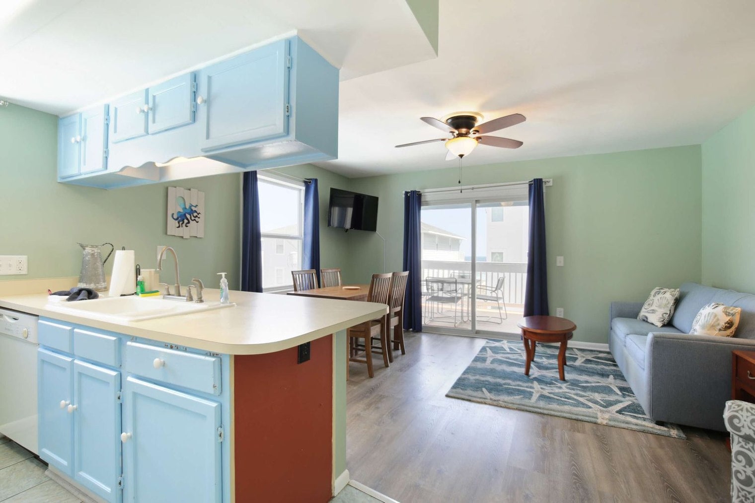 Building Photo - 608 Carolina Beach Ave S