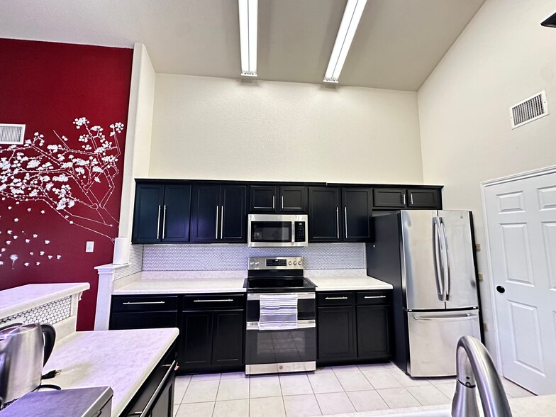 Building Photo - 4505 Sydney Harbour Ct