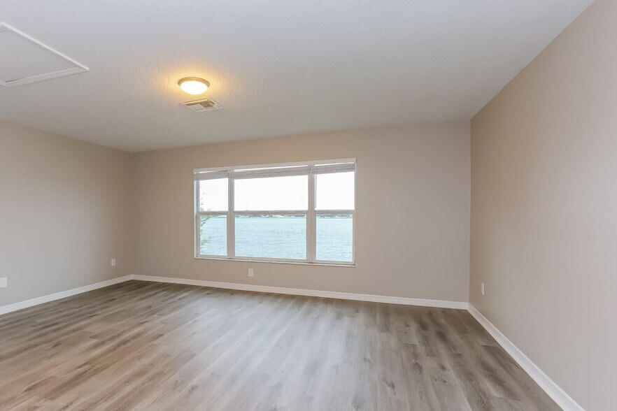 Building Photo - 1762 Mira Lago Cir