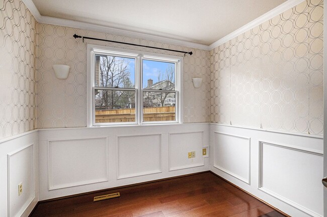 Building Photo - Available NOW!! SFH in Valley Traditions Littleton CO!