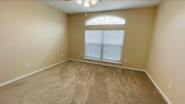 Building Photo - 3516 Valley Forge Dr