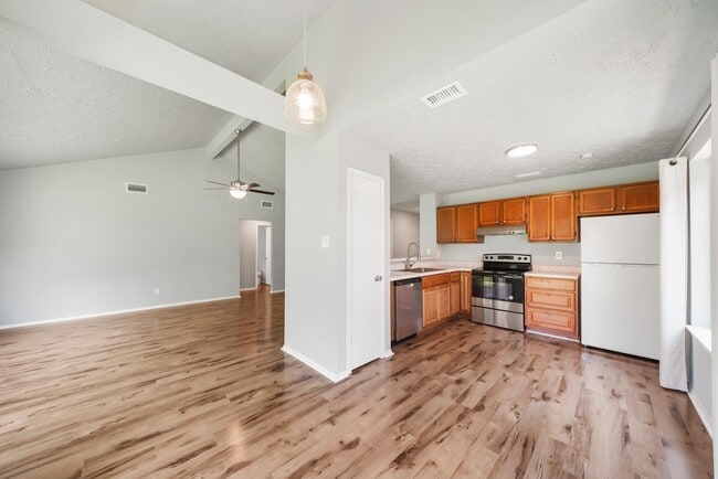 Building Photo - 23814 Tayloe House Ln