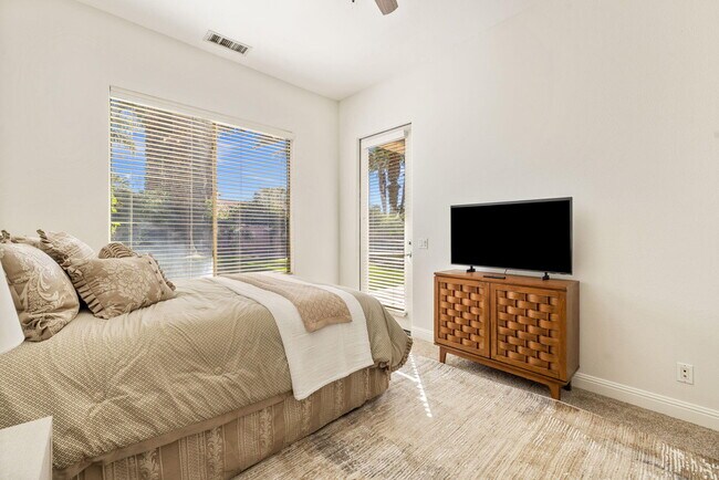 Building Photo - 49460 Rancho San Francisquito