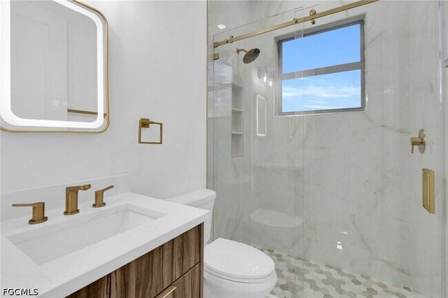 Building Photo - 1601 Clark Ave