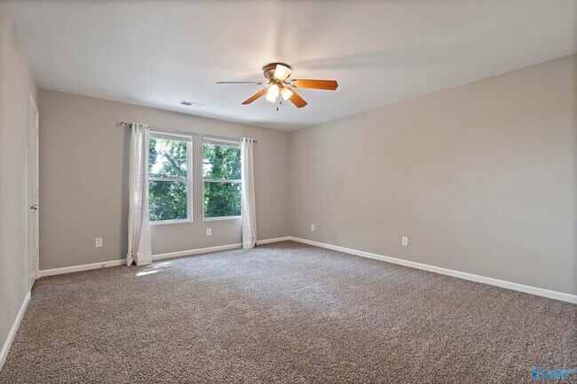 Building Photo - 271 Bermuda Lakes Dr