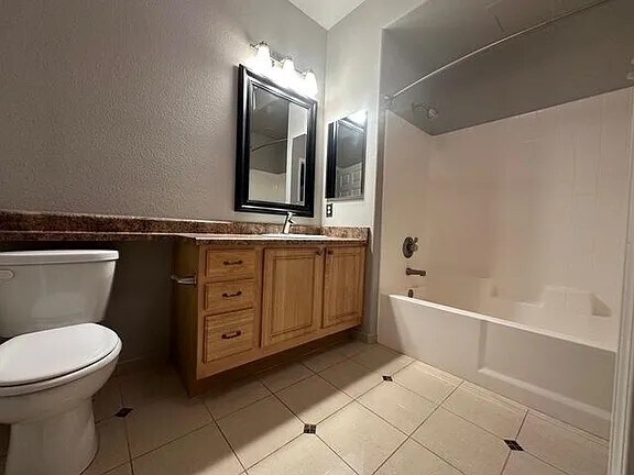 Building Photo - 501 Gibson Dr