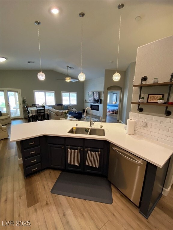 Building Photo - 6528 N Ruddock Dr