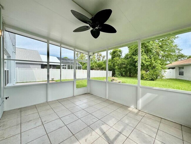 Building Photo - 884 Addison Dr NE