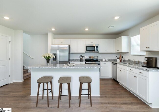 Building Photo - 1008 Castlen Ct