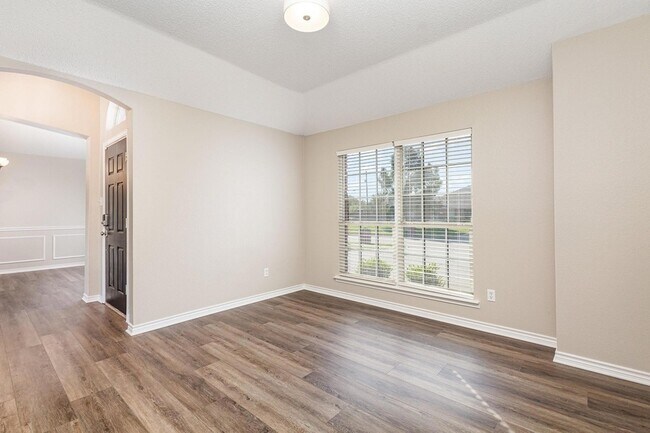 Building Photo - 1817 Eastfork Ln