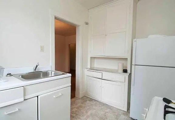 Building Photo - 6541 Northumberland St