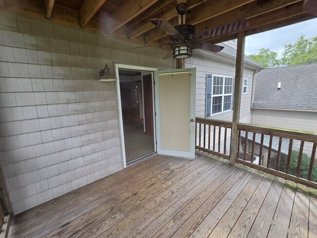 Building Photo - 29481 Killmon Ln