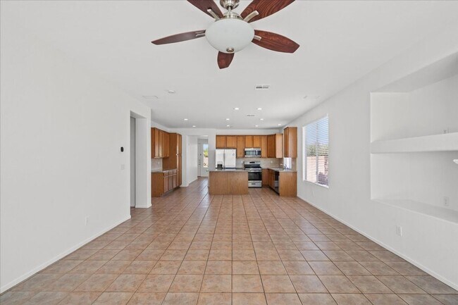 Building Photo - Fabulous Home!