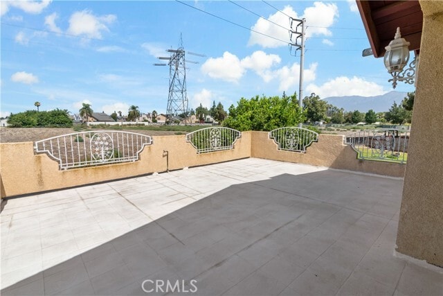 Building Photo - 2858 Laureltree Dr