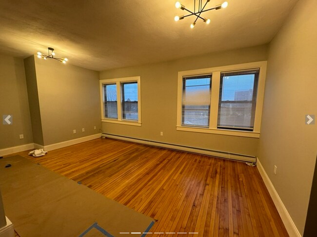 Building Photo - 181 Highland St