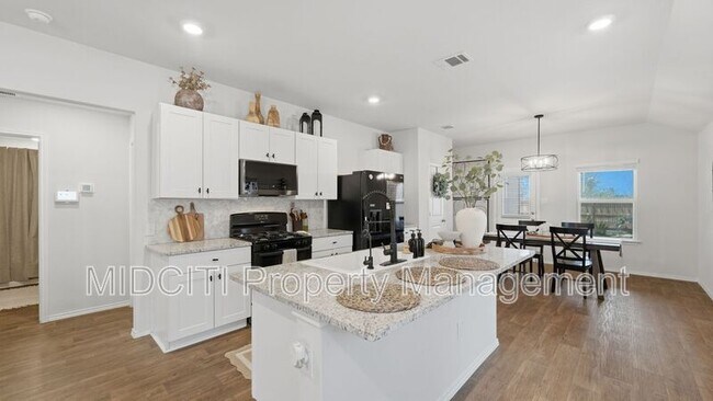 Building Photo - 2913 Brogan Creek