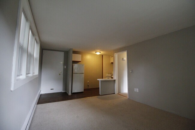 Building Photo - 1 Bedroom | 1 Bath - Audubon, NJ