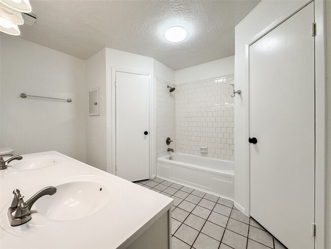 Building Photo - 11009 Panicum Ct