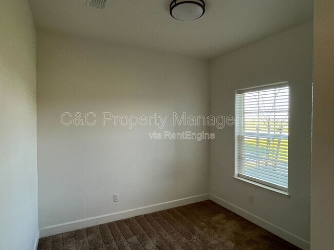 Building Photo - 5078 Palisade Ave