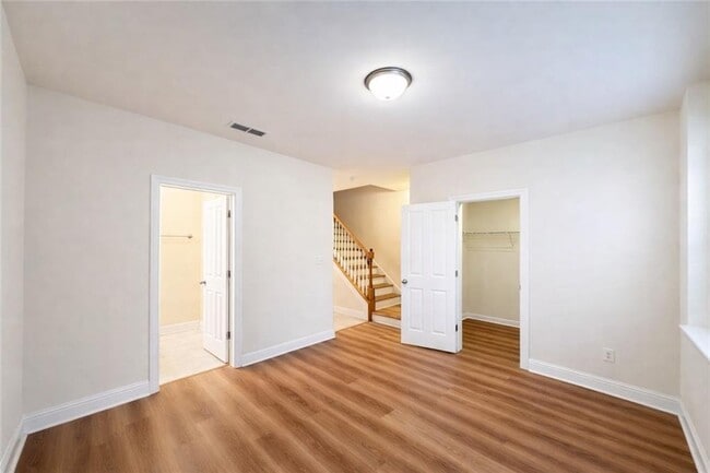 Building Photo - 4870 Carre Way