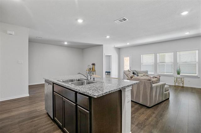 Building Photo - 3000 Buttonbush Dr