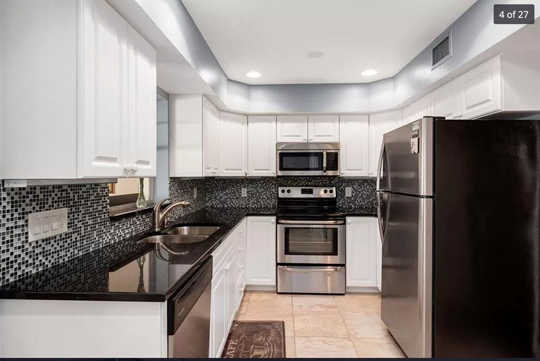 Building Photo - 2722 Cardinal Dr