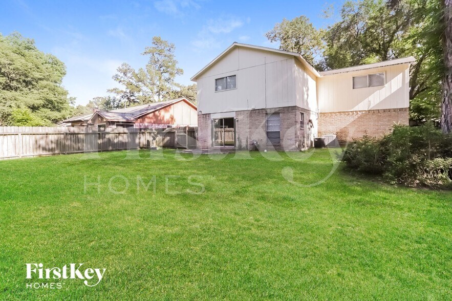 Building Photo - 3303 Sycamore Springs Dr