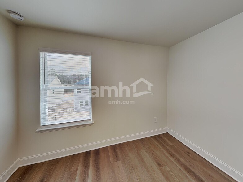 Building Photo - 3545 Shane Hill Rd SW