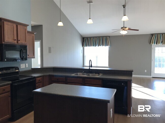 Building Photo - 24015 Limerick Ln