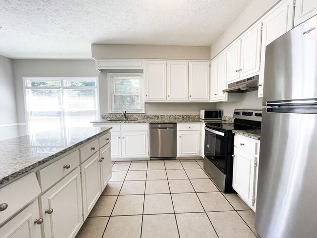 Building Photo - 709 54th St